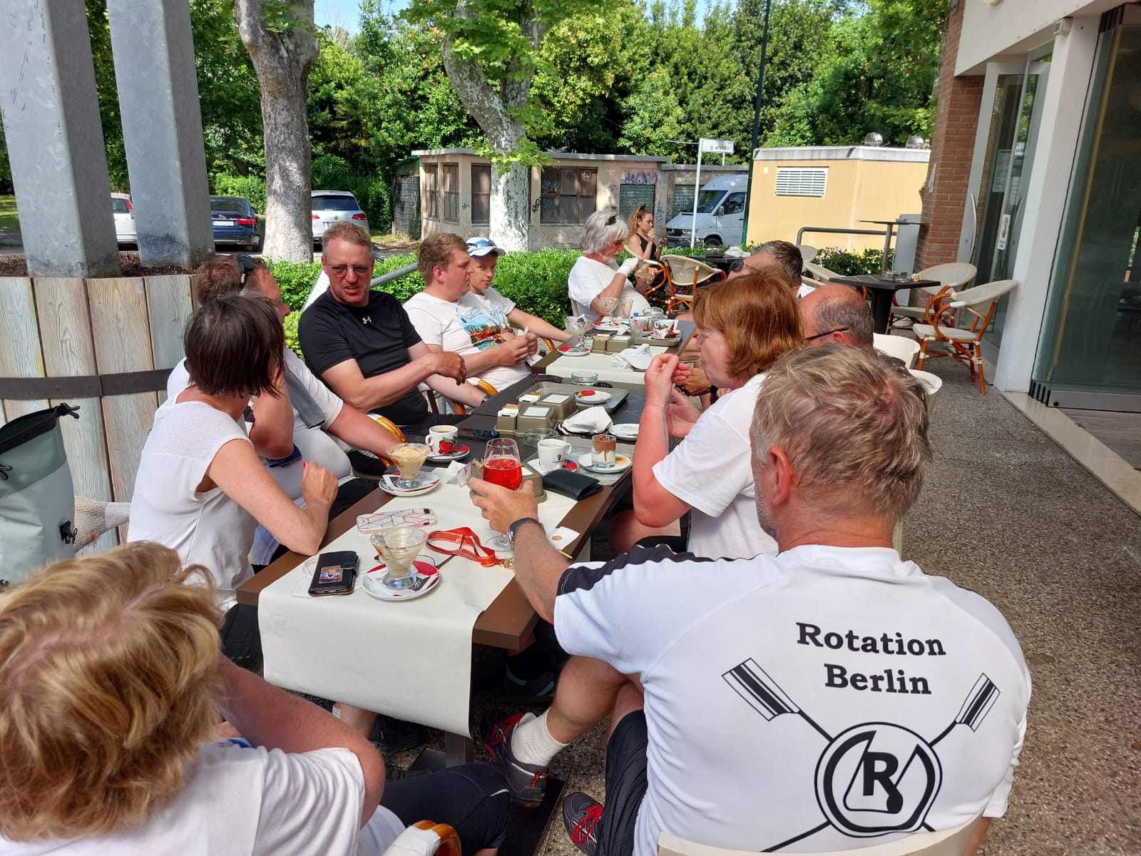 Danach gabs italienischen Kaffee und Kuchen!