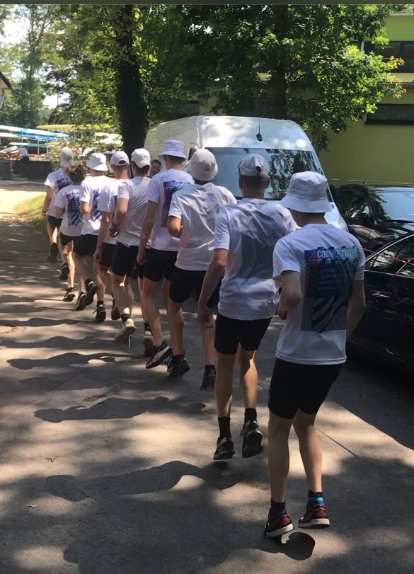 Erwärmung zum B- Finale bei 32°C im Schatten